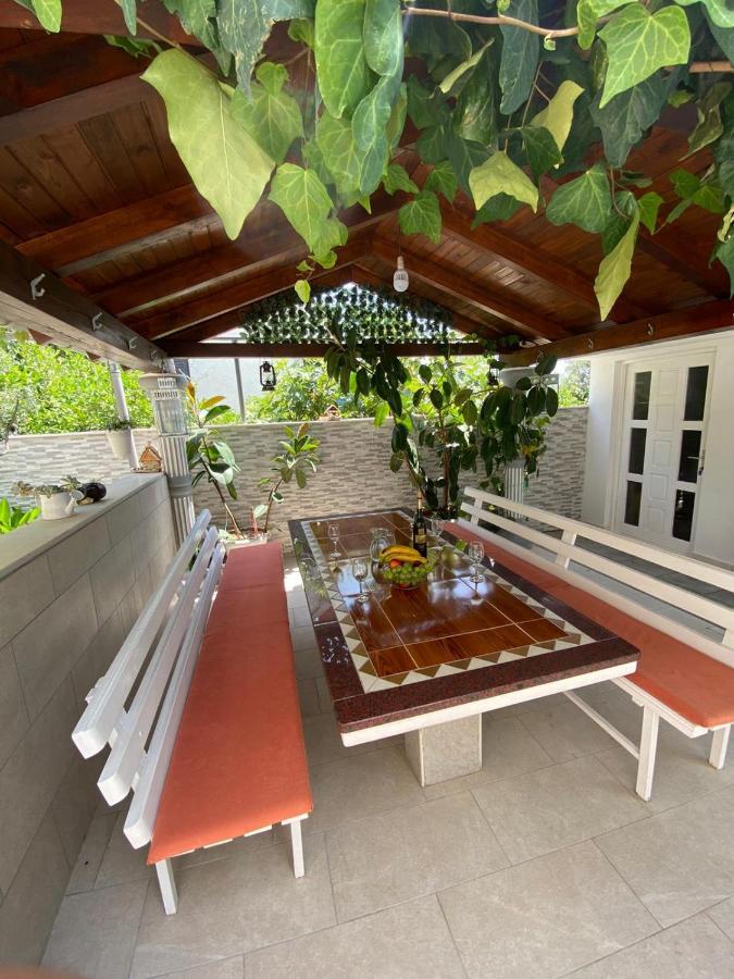 Apartments Mara Orebic Luaran gambar