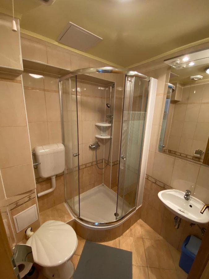 Apartments Mara Orebic Luaran gambar