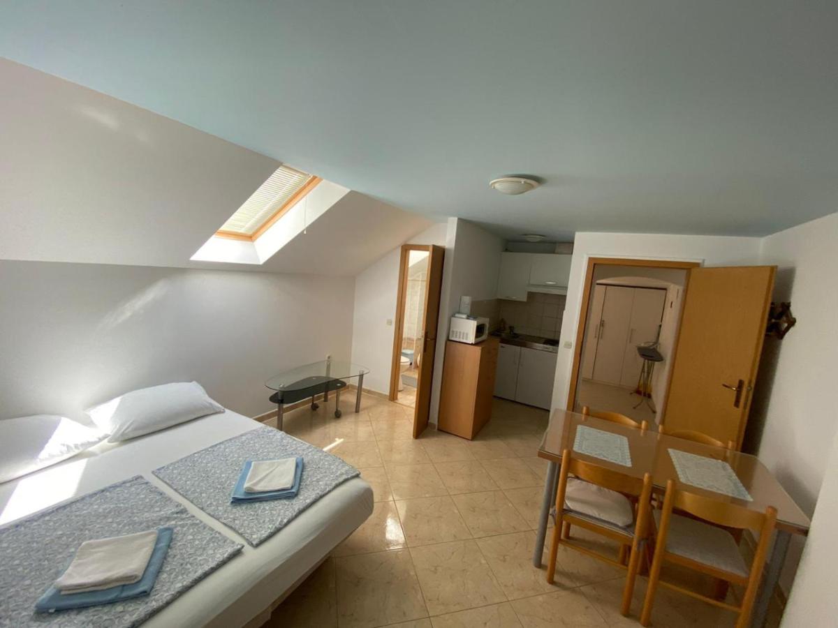 Apartments Mara Orebic Luaran gambar